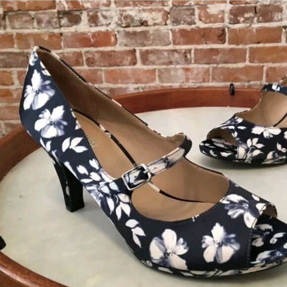 BRAND NEW NATURALIZER N5 NAVY BLUE FLORAL IRIS OPEN TOE MARY JANE COMFORT PUMP - Picture 15 of 15